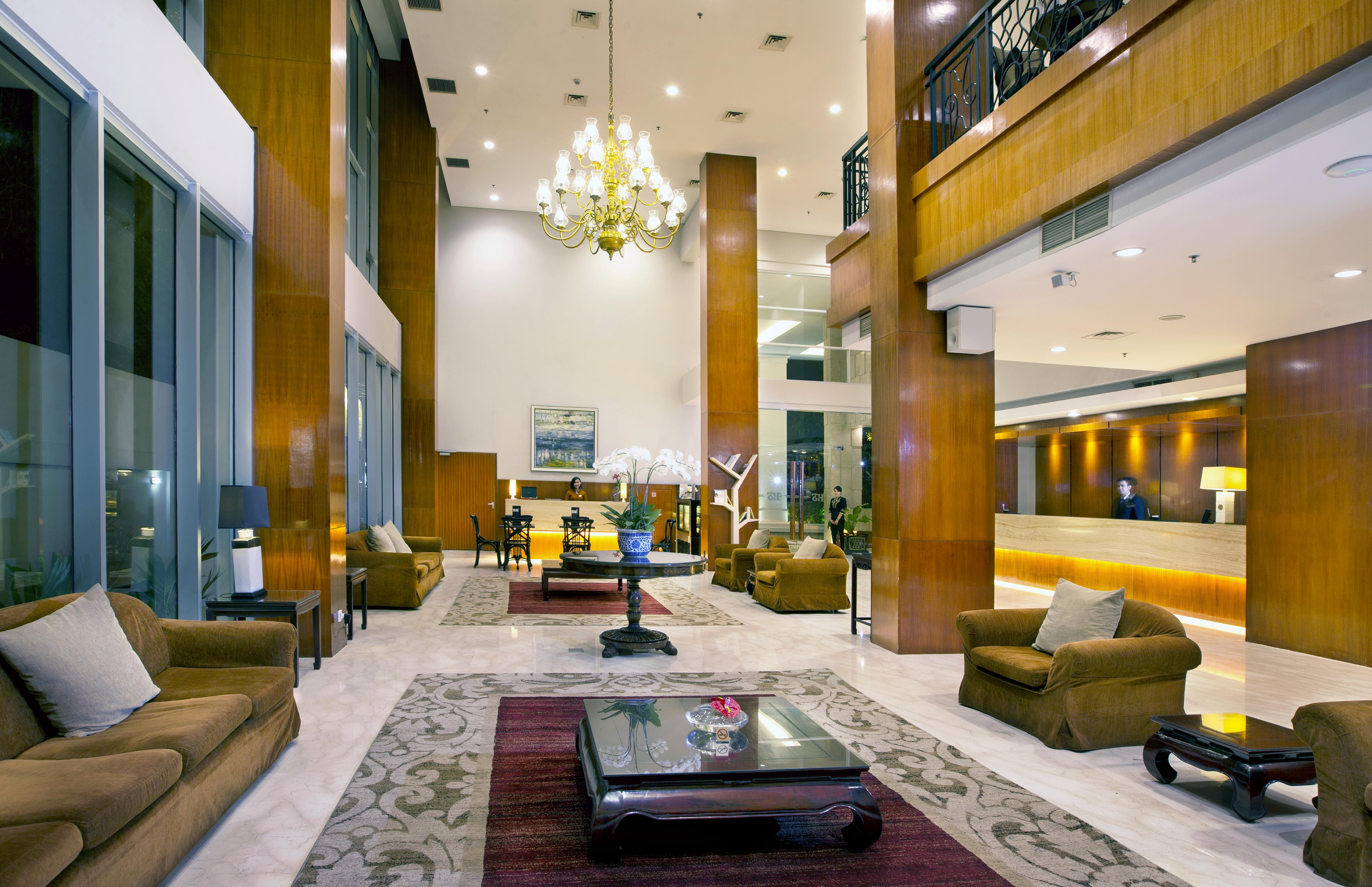 The Capital Hotel Surabaya Kültér fotó