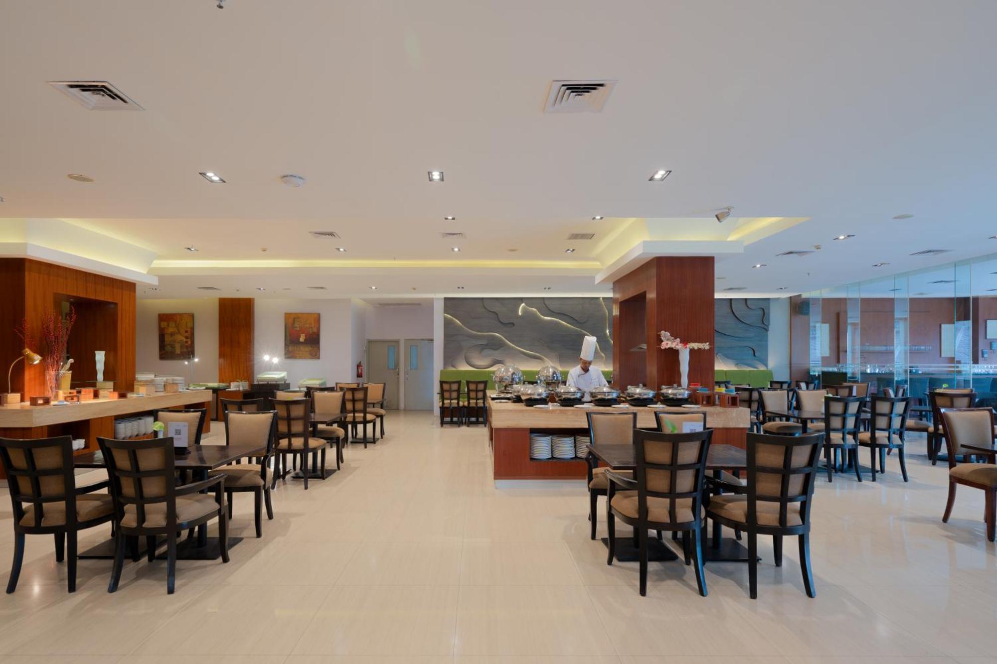 The Capital Hotel Surabaya Kültér fotó